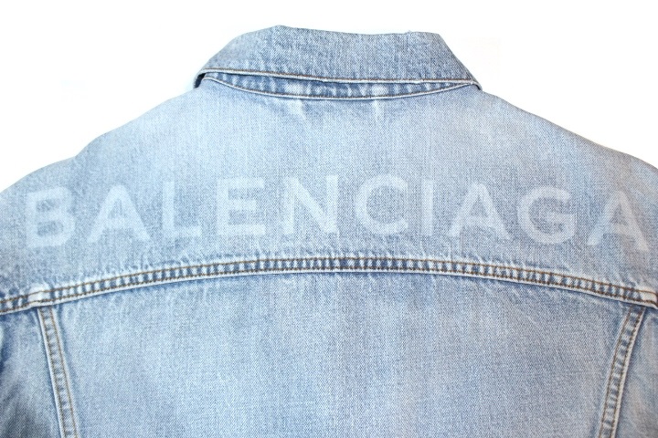 Balenciaga バレンシアガ デニムジャケット メンズ46 ライトブルー デニム tye14 0 の購入なら 質 の大黒屋 公式