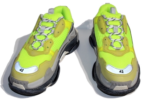 Balenciaga バレンシアガ トリプルsトレーナー スニーカー メンズ 42 ファブリック ネオンイエロー 432 の購入なら 質 の大黒屋 公式