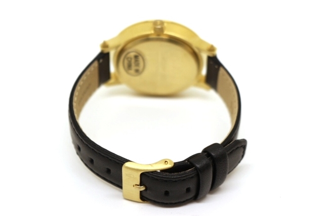 Nixon ニクソン 時計 ゴールド文字盤 クオーツ ケンジントンレザー メンズ A108 501 00 0 の購入なら 質 の大黒屋 公式