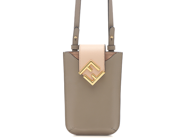 希少❗️美品☆フェンディ　ズッカ　エピ　メッセンジャーバッグ　黒　ユニセックス 楽天市場】FENDI フェンディ ズッカ柄 ブラウン/黒 8BS019 ユニ
