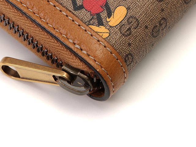 Gucci グッチ Disney Gucci ディズニー グッチ ミッキー プリント Ggウォレット ロング ジップ 長財布 年限定コラボ 437 の購入なら 質 の大黒屋 公式