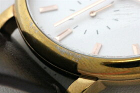 Marc By Marc Jacobs マークバイマークジェイコブス 時計 レディース クオーツ Mbm12 ホワイト文字盤 ステンレス ゴールドメッキ 社外レザーベルト 2針 スモールセコンド 50m防水 Hk 460 の購入なら 質 の大黒屋 公式