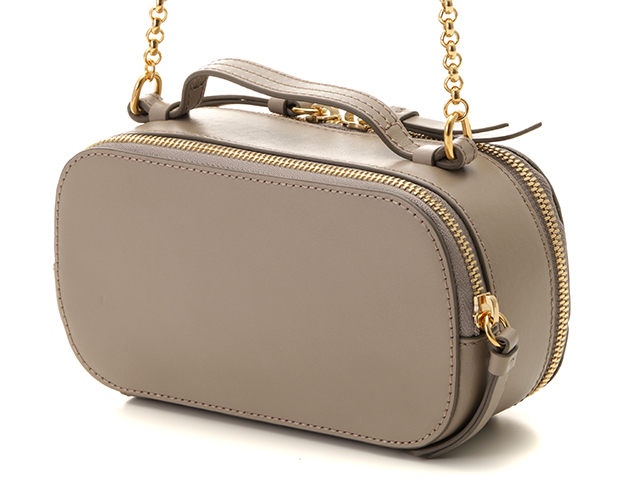 Chloe クロエ Cヴァニティチェーンミニ バッグ グレージュカーフ 472 Hgの購入なら 質 の大黒屋 公式