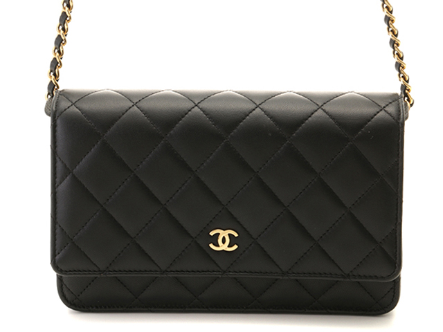 CHANEL/マトラッセ/ショルダーバッグ/ハンド/チェーン/ココ/シャネル/黒 シャネルのクラシックスタイルを体現するチェーンショルダーバッグ