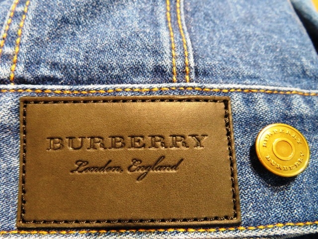 Burberry バーバリー デニム ブルゾン メンズ 48 ブルー コットン 432 の購入なら 質 の大黒屋 公式