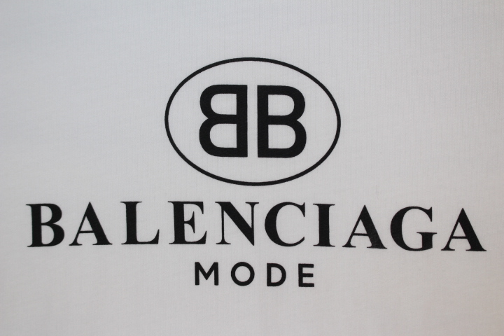 Balenciaga バレンシアガ Tシャツ レディースs ホワイト コットン ロゴ Ts54 tyk23 9000 18年 0 の購入なら 質 の大黒屋 公式