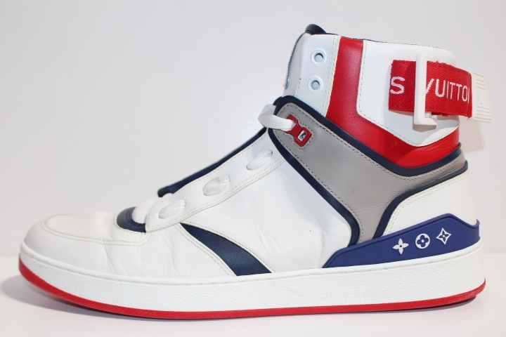 Louis Vuitton ルイヴィトン リヴォリ ライン スニーカー ハイカット メンズ8 ホワイト ネイビー レザー 19年 432 の購入なら 質 の大黒屋 公式