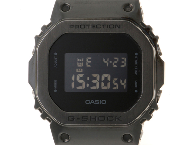 【ほぼ未使用美品】G-SHOCK GA-700SEダークグレー×ターコイズブルー ほぼ未使用美品】G-SHOCK GA-700SEダークグレー×ターコイズブルー