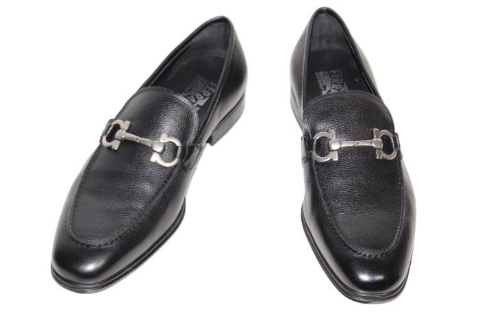 Salvatore Ferragamo フェラガモ 革靴 ローファー メンズ8ハーフ 約26 5cm ブラック レザー 0 の購入なら 質 の大黒屋 公式