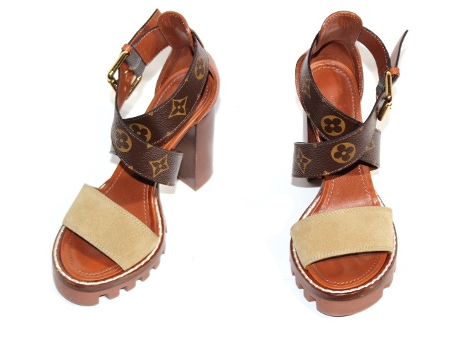 Louis Vuitton ルイ ヴィトン サンダル レディース36 約23cm ブラウン Pvc モノグラム 18年 0 の購入なら 質 の大黒屋 公式