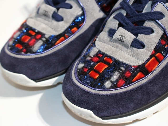 Chanel シャネル スニーカー G レディース40 ネイビー グレー スエード ツイード ココマーク 432 の購入なら 質 の大黒屋 公式