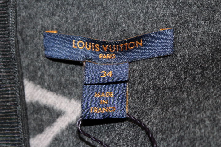 Louis Vuitton ルイヴィトン ワンピース ノースリーブワンピース レディース34 約xsサイズ グレー ウール シルク モノグラム 1alc 年 0 の購入なら 質 の大黒屋 公式