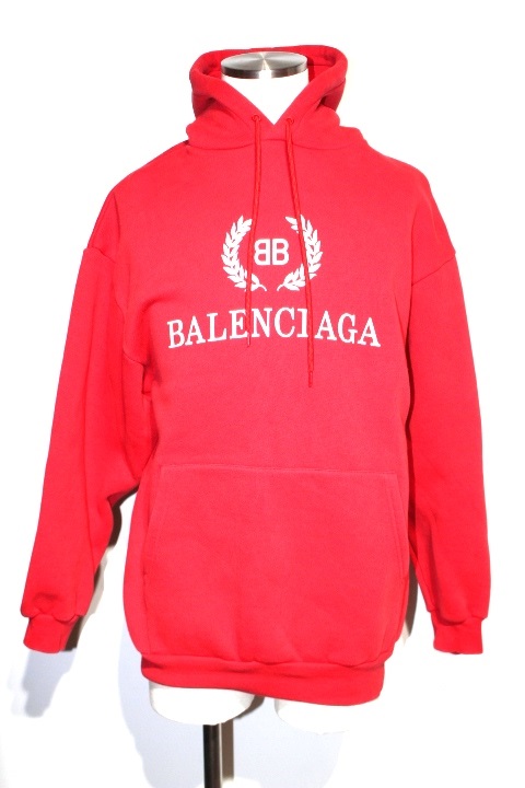 Balenciaga バレンシアガ プルオーバーパーカー メンズxs レッド コットン Ts55 Tcv31 6400 フーディパーカー 432 の購入なら 質 の大黒屋 公式