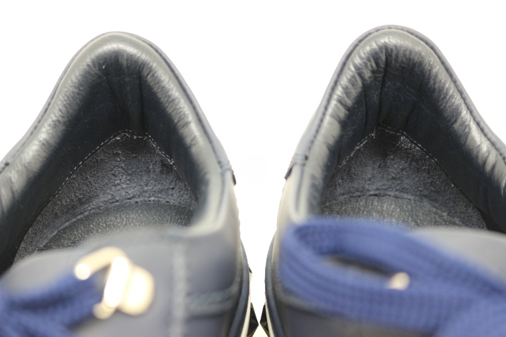 Jimmy Choo ジミーチュウ スニーカー メンズ40 約25cm ネイビー レザー スタッズ A 0 の購入なら 質 の大黒屋 公式