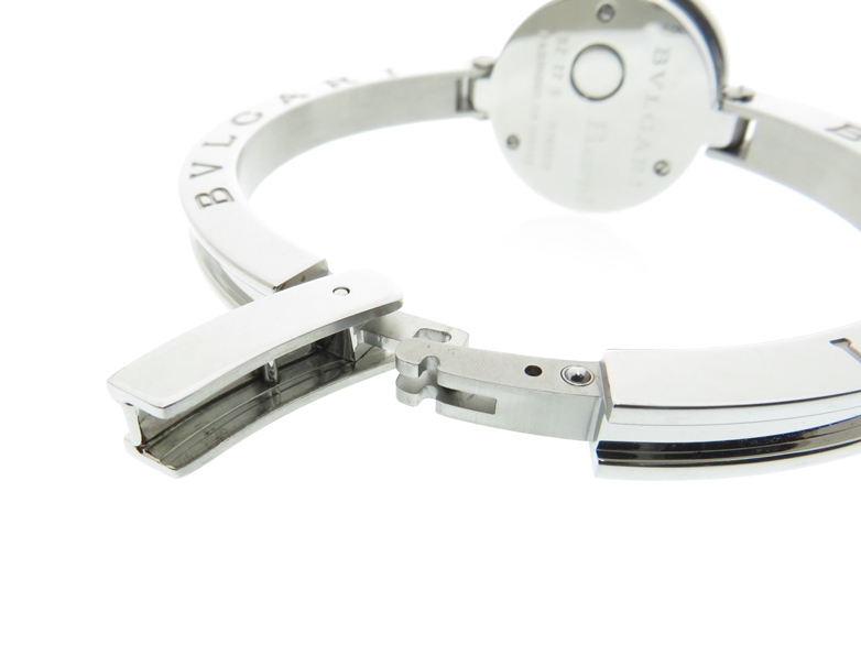 Bvlgari ブルガリ B Zero1 Bz22s ホワイト文字盤 ダイヤモンドベゼル Ss ステンレス クオーツ Sサイズ バングルウォッチ レディースウォッチ 時計 4 の購入なら 質 の大黒屋 公式